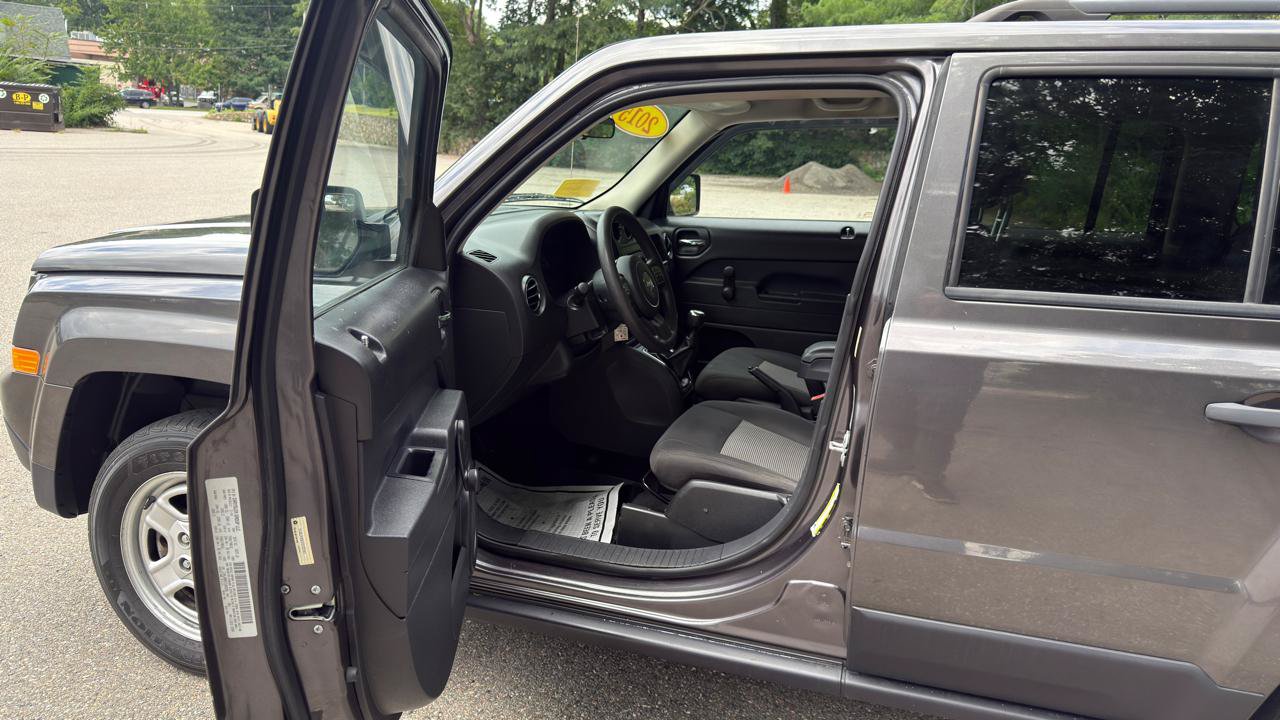 Used 2015 Jeep Patriot Sport AWD/4WD image 13