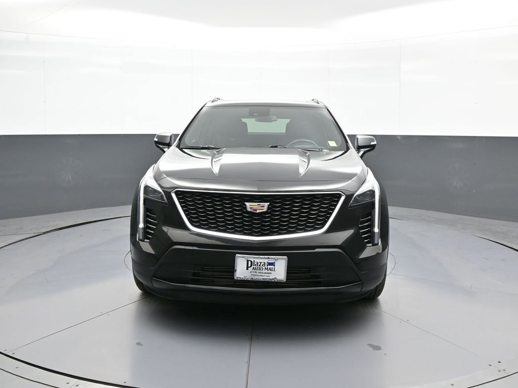 Used 2023 Cadillac XT4 Sport w/ Technology Package image 2