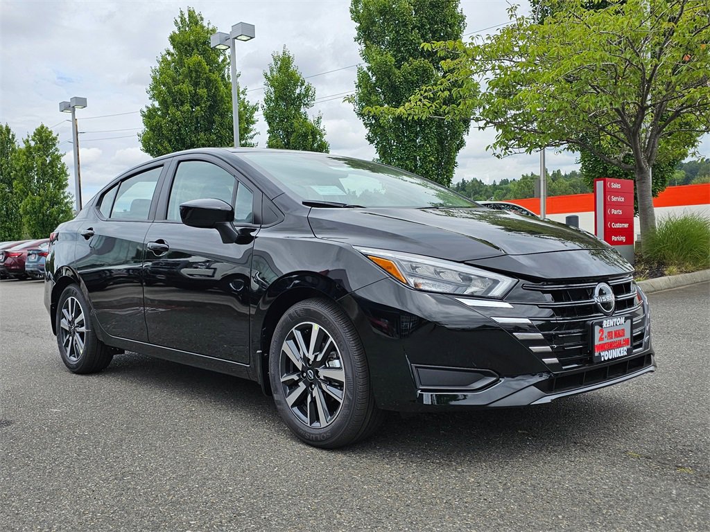 New 2025 Nissan Versa SV w/ Trunk Package image 2