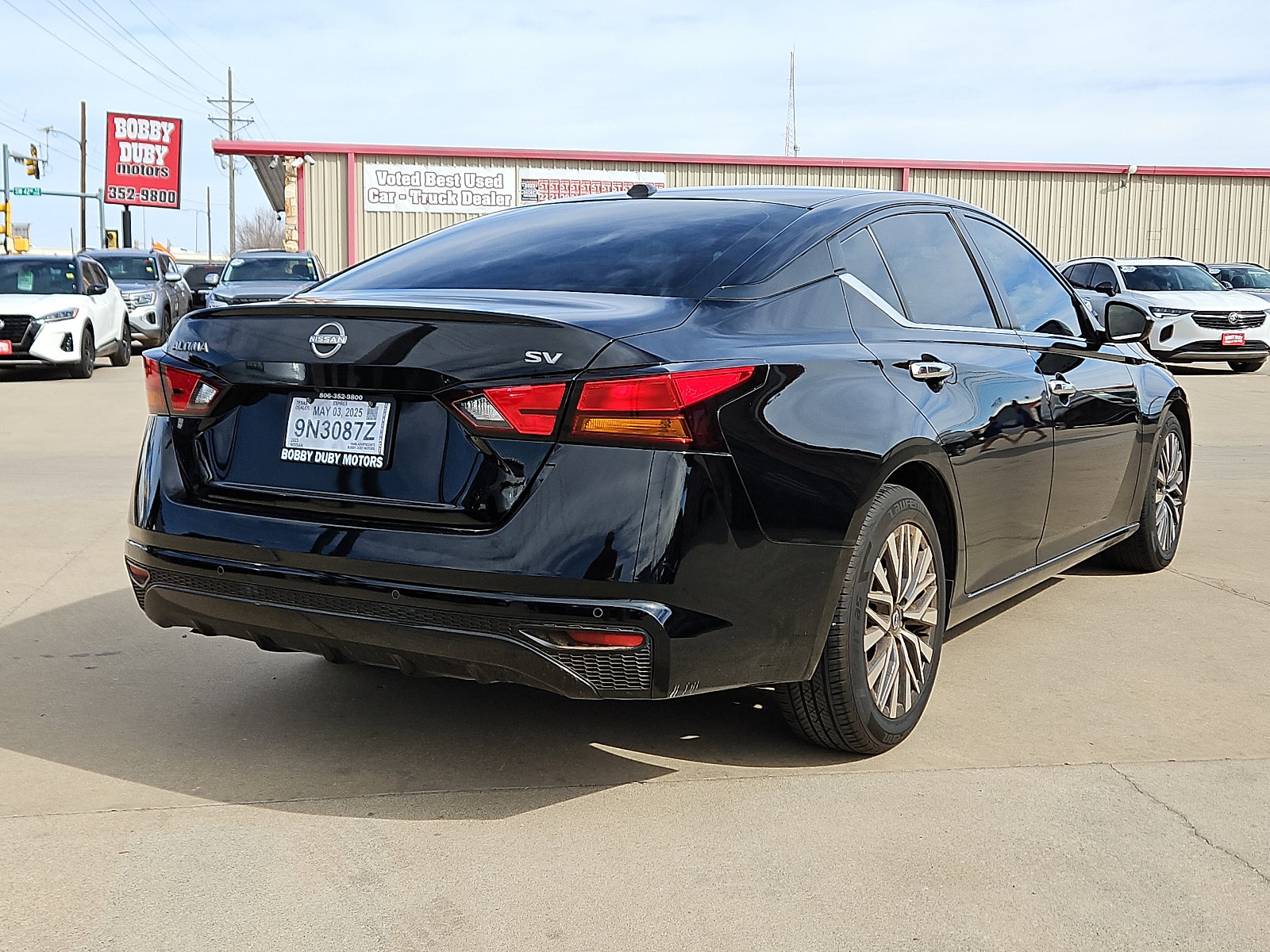 Used 2023 Nissan Altima 2.5 SV image 3