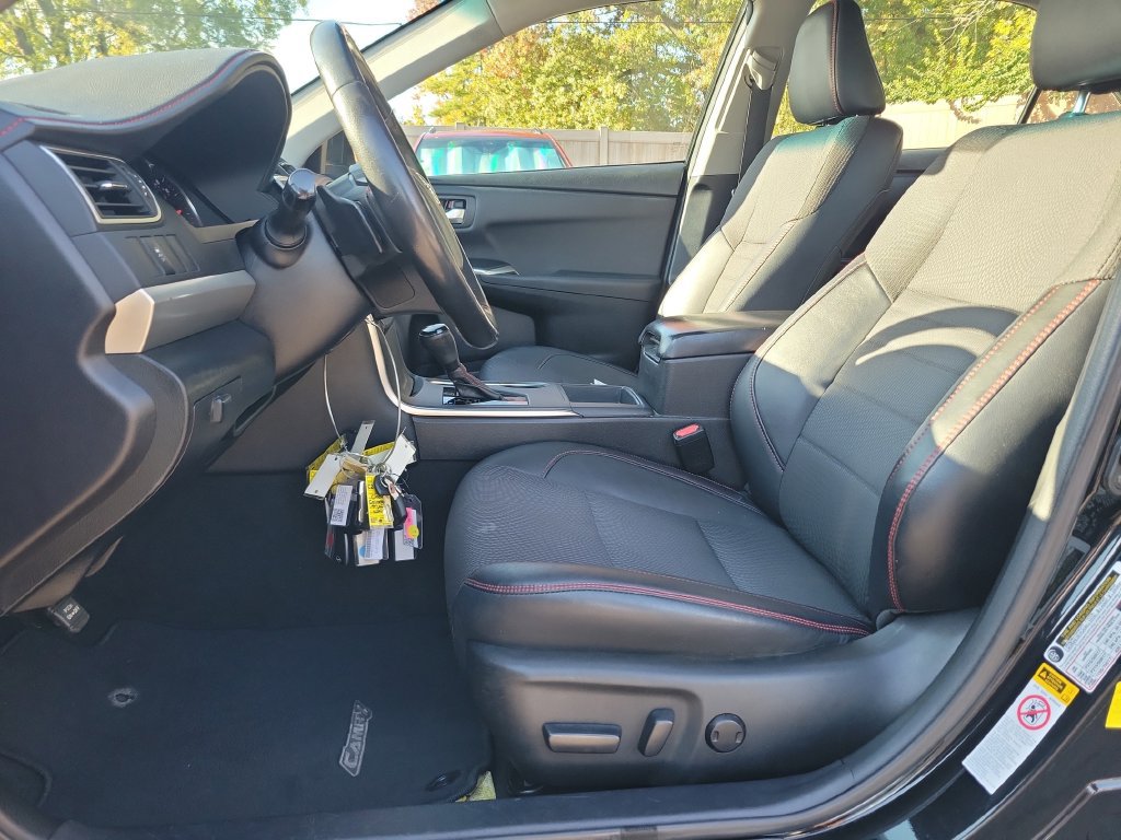 Used 2016 Toyota Camry SE FWD image 26