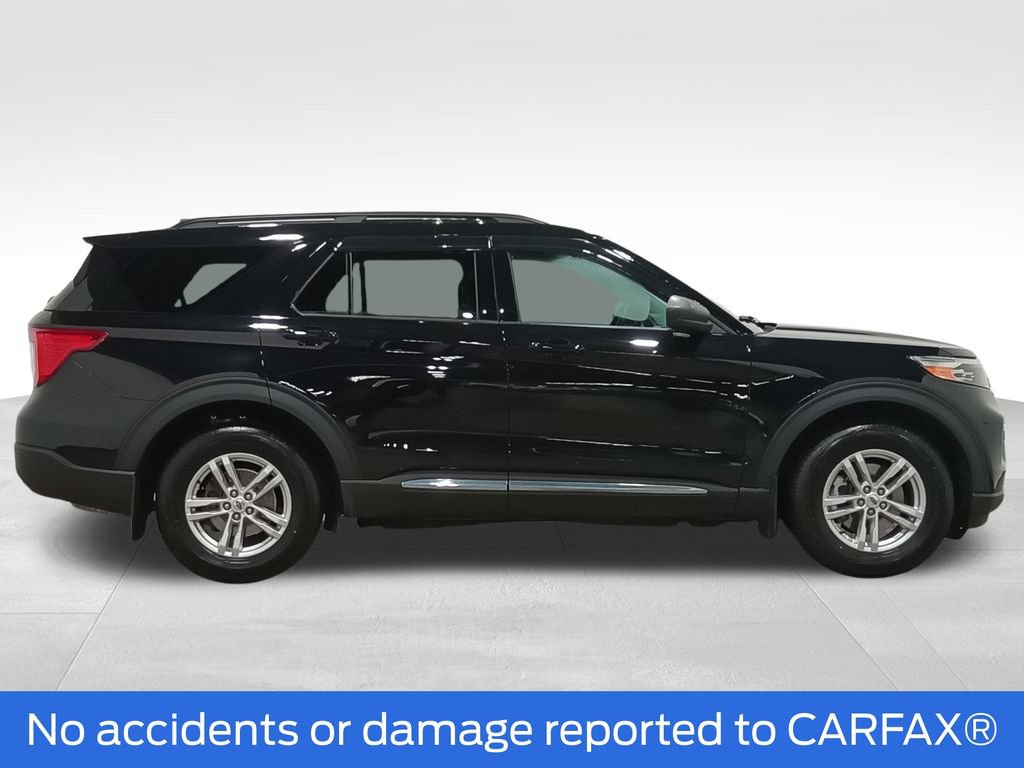 Certified 2024 Ford Explorer XLT AWD/4WD image 2