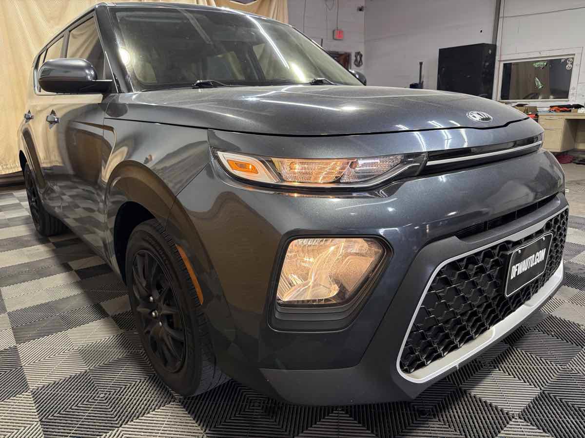 Used 2020 Kia Soul LX FWD image 6