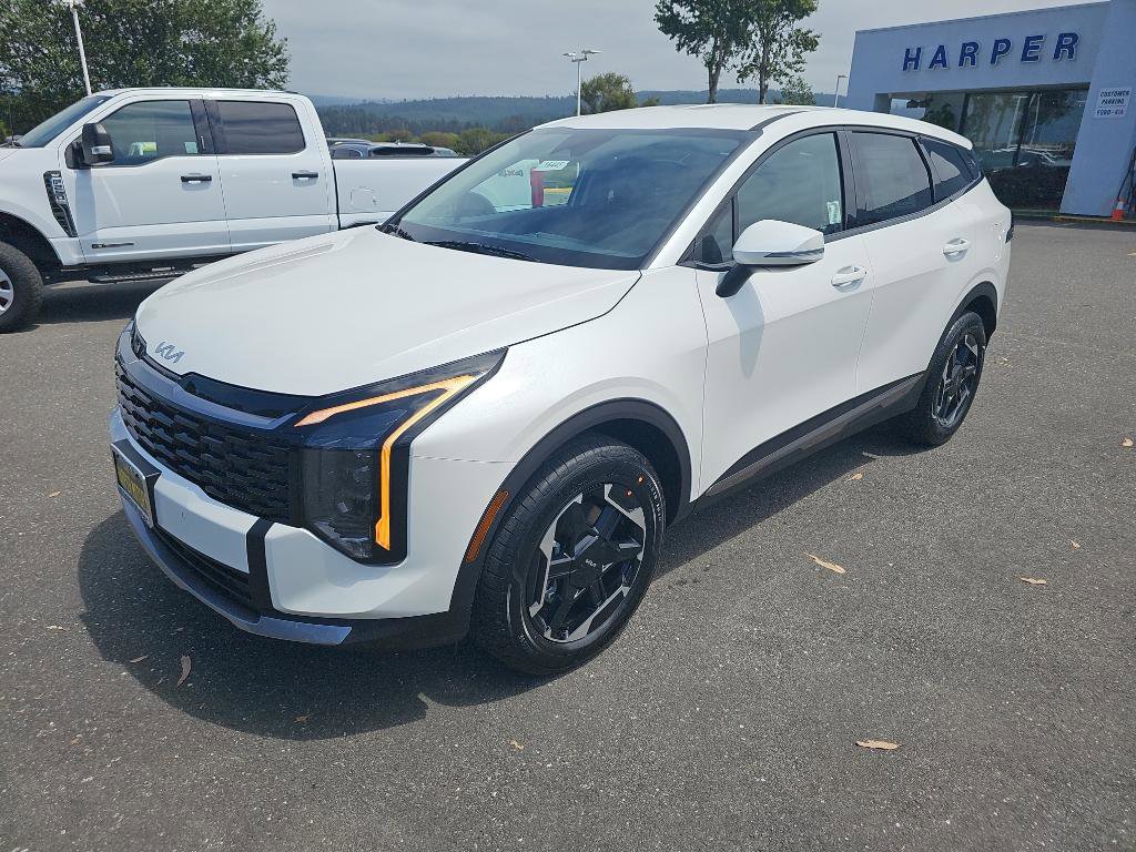 New 2026 Kia Sportage S image 1