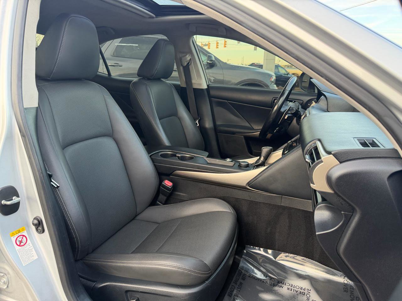 Used 2018 Lexus IS 300 w/ Accessory Package 2 image 68