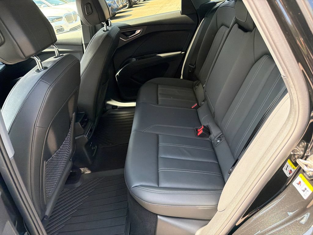 Used 2023 Audi Q4 e-tron Premium Plus RWD image 20