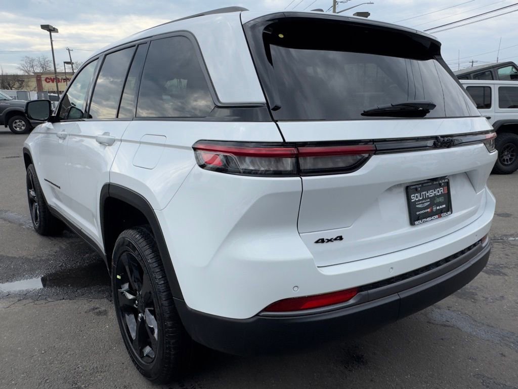 New 2026 Jeep Grand Cherokee Limited w/ Limited Altitude Package image 5