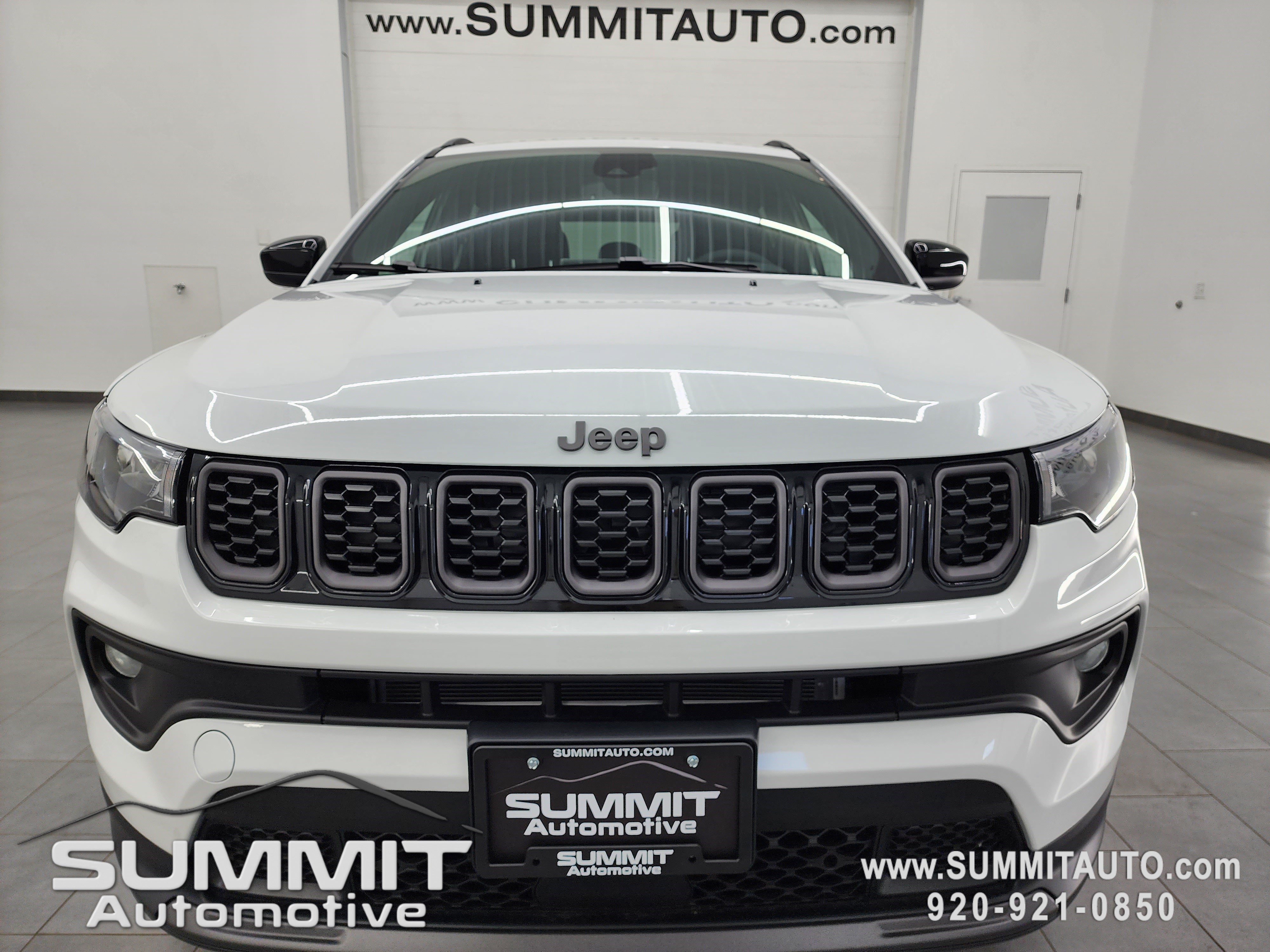New 2026 Jeep Compass Latitude AWD/4WD image 23