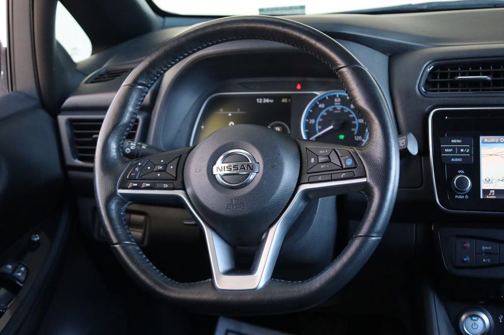 Used 2018 Nissan Leaf SV w/ SV Technology Package image 25