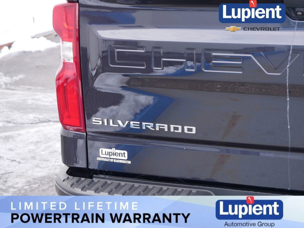 Used 2023 Chevrolet Silverado 1500 RST w/ Convenience Package II image 6