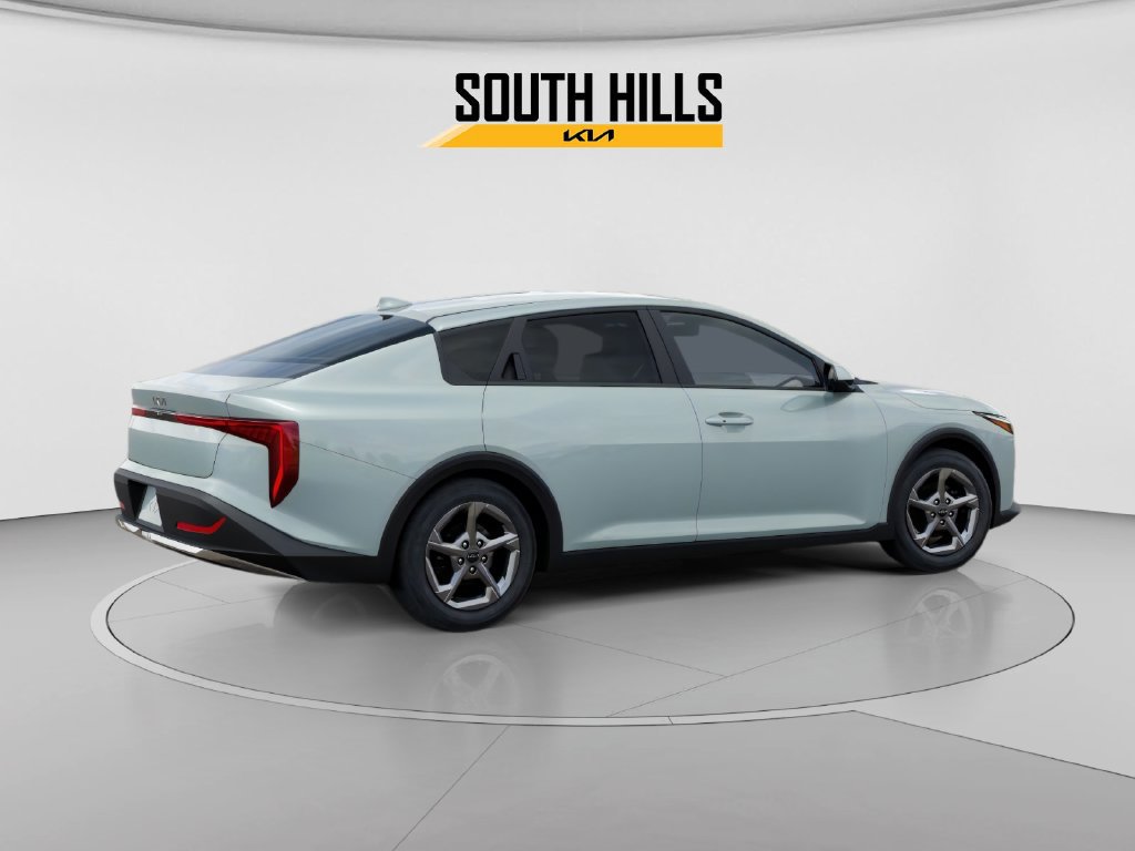 New 2027 Kia K4 FWD image 6