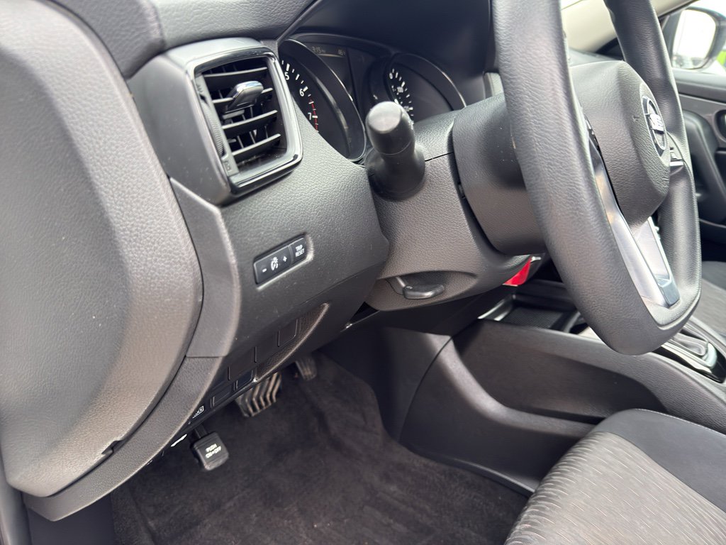 Used 2017 Nissan Rogue S w/ S Appearance Package image 14