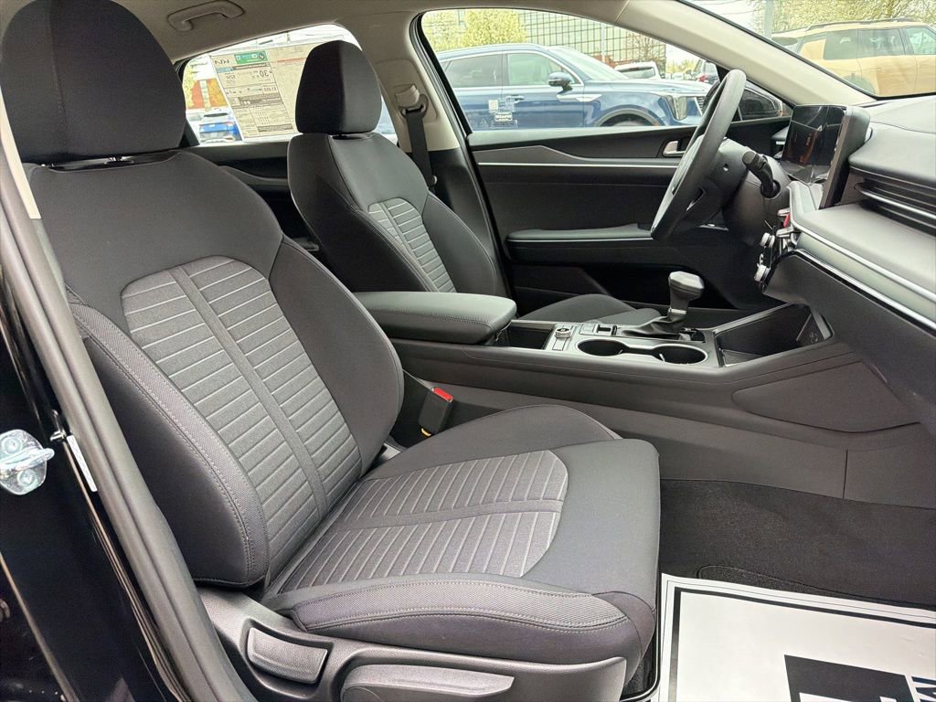 New 2026 Kia K5 LXS FWD image 11