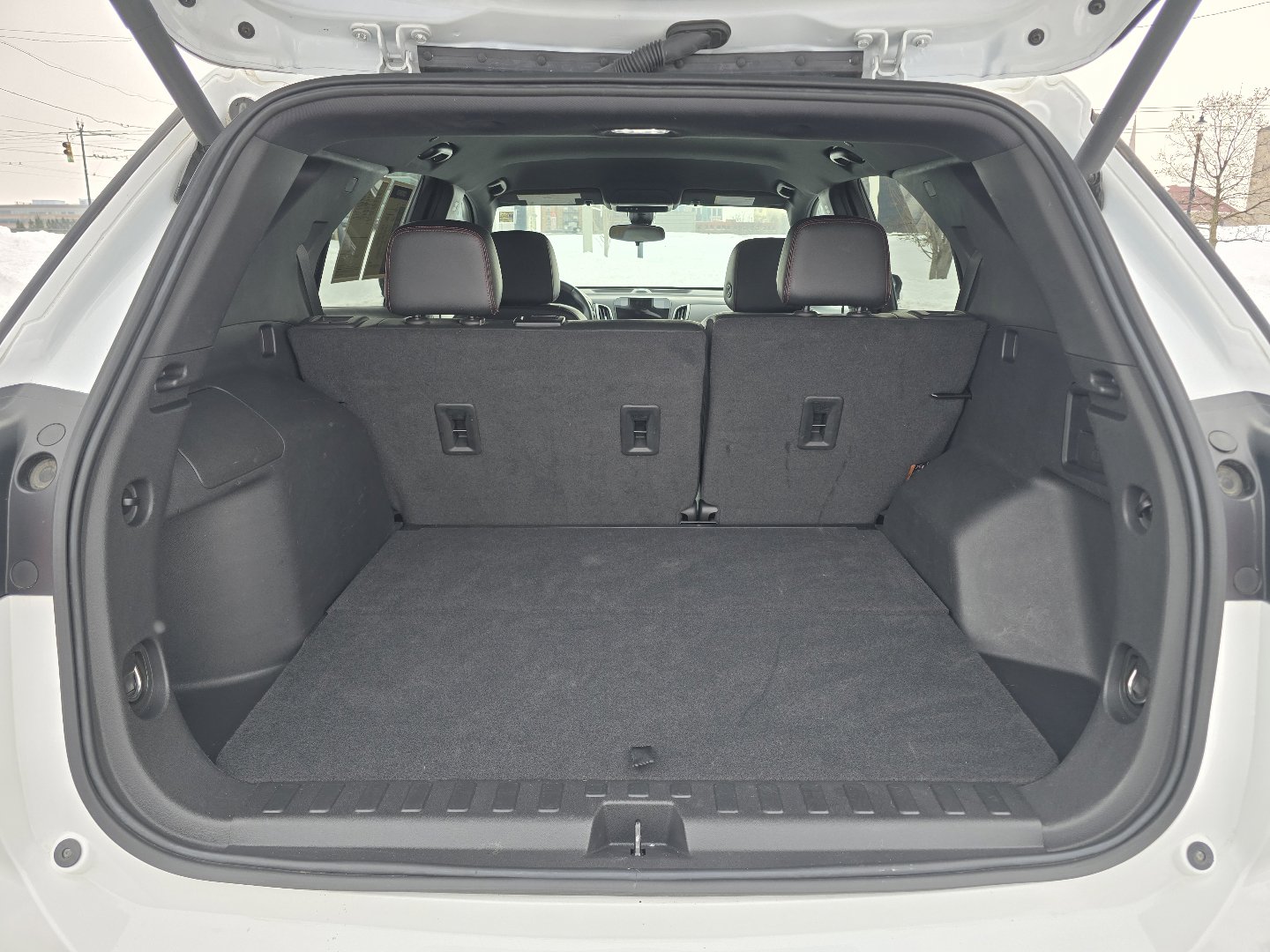 Certified 2022 Chevrolet Equinox RS w/ Infotainment Package image 24