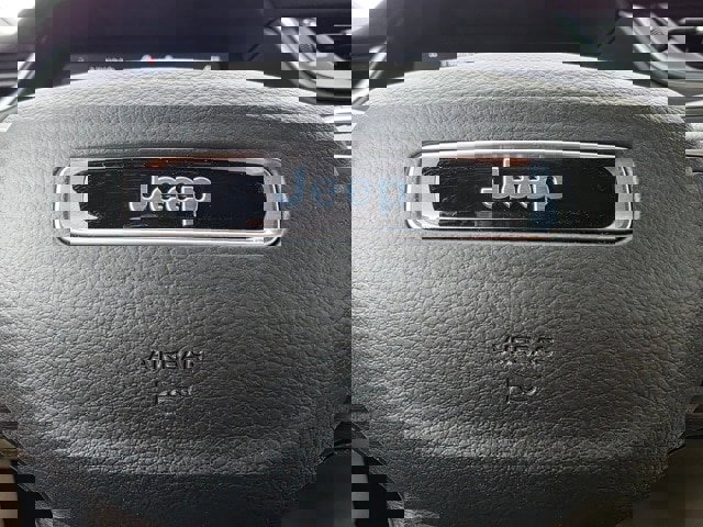 New 2025 Jeep Grand Cherokee L Limited image 18