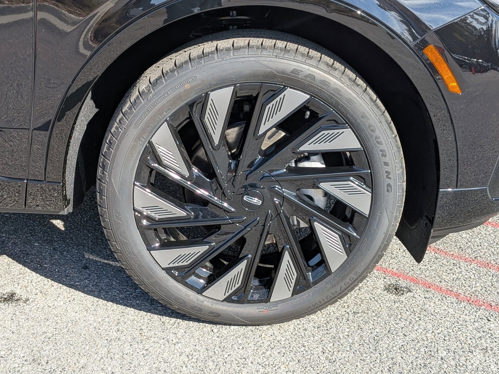 New 2026 Lincoln Nautilus Reserve w/ Jet Appearance Package image 14