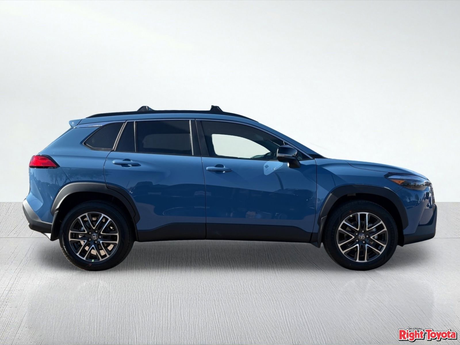 New 2026 Toyota Corolla Cross XLE FWD image 8