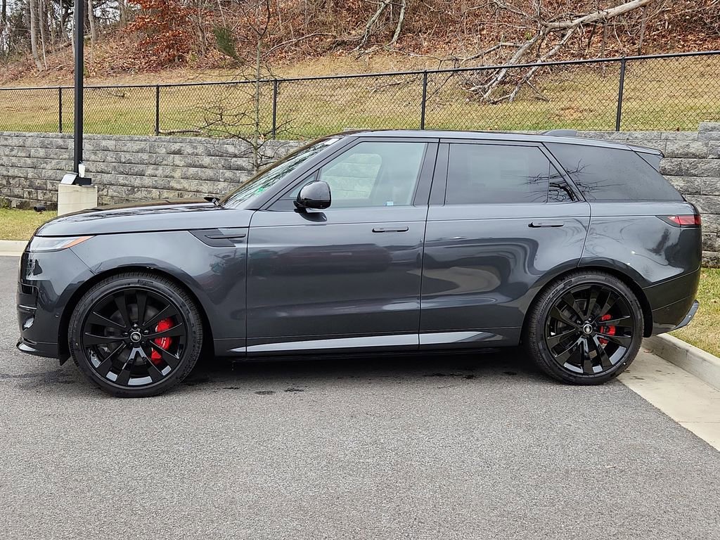 New 2025 Land Rover Range Rover Sport Dynamic SE image 6