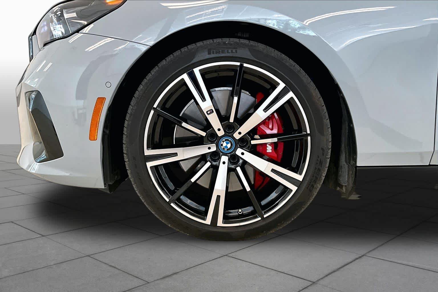 Used 2024 BMW i5 M60 w/ Premium Package AWD/4WD image 10