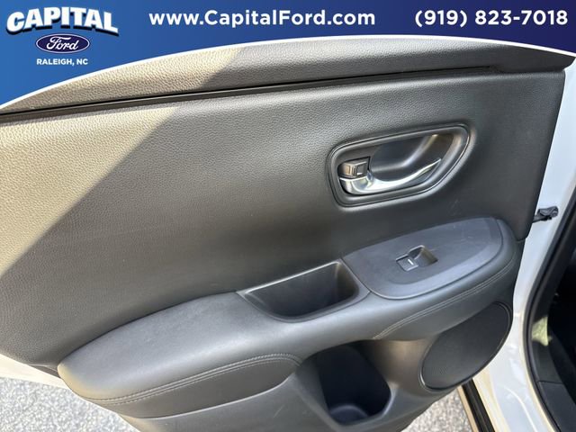 Used 2023 Honda HR-V LX image 17