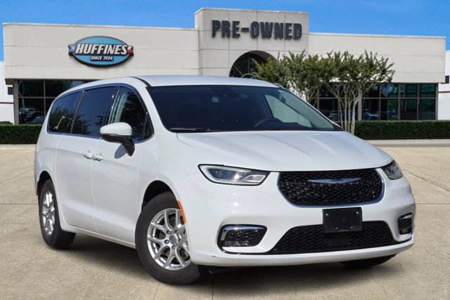 Certified 2023 Chrysler Pacifica Touring-L