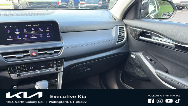 Certified 2024 Kia Seltos SX w/ SX Sunroof Package AWD/4WD image 25