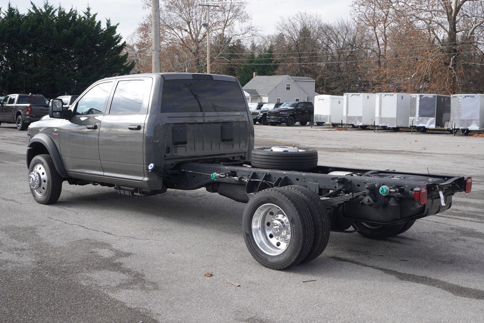 New 2026 RAM 5500 Tradesman w/ Chrome Appearance Group image 6