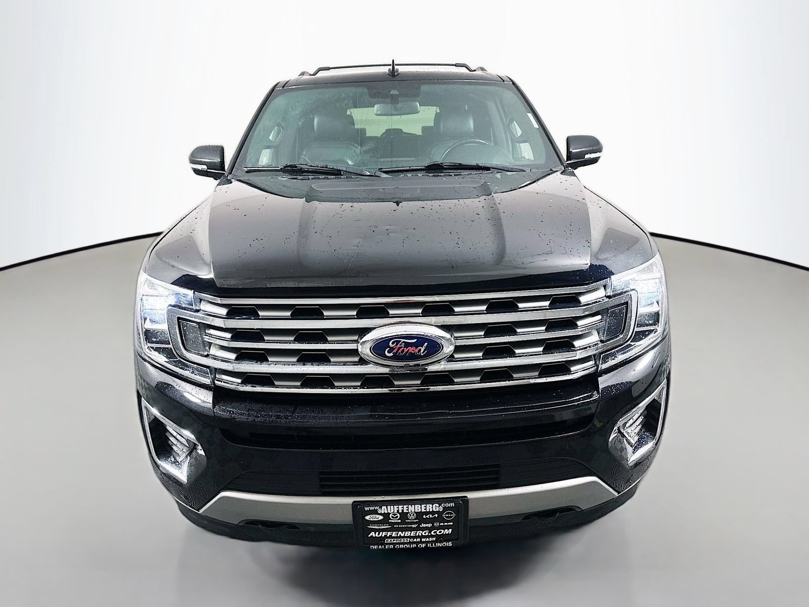 Used 2019 Ford Expedition Limited w/ Equipment Group 302A AWD/4WD image 2