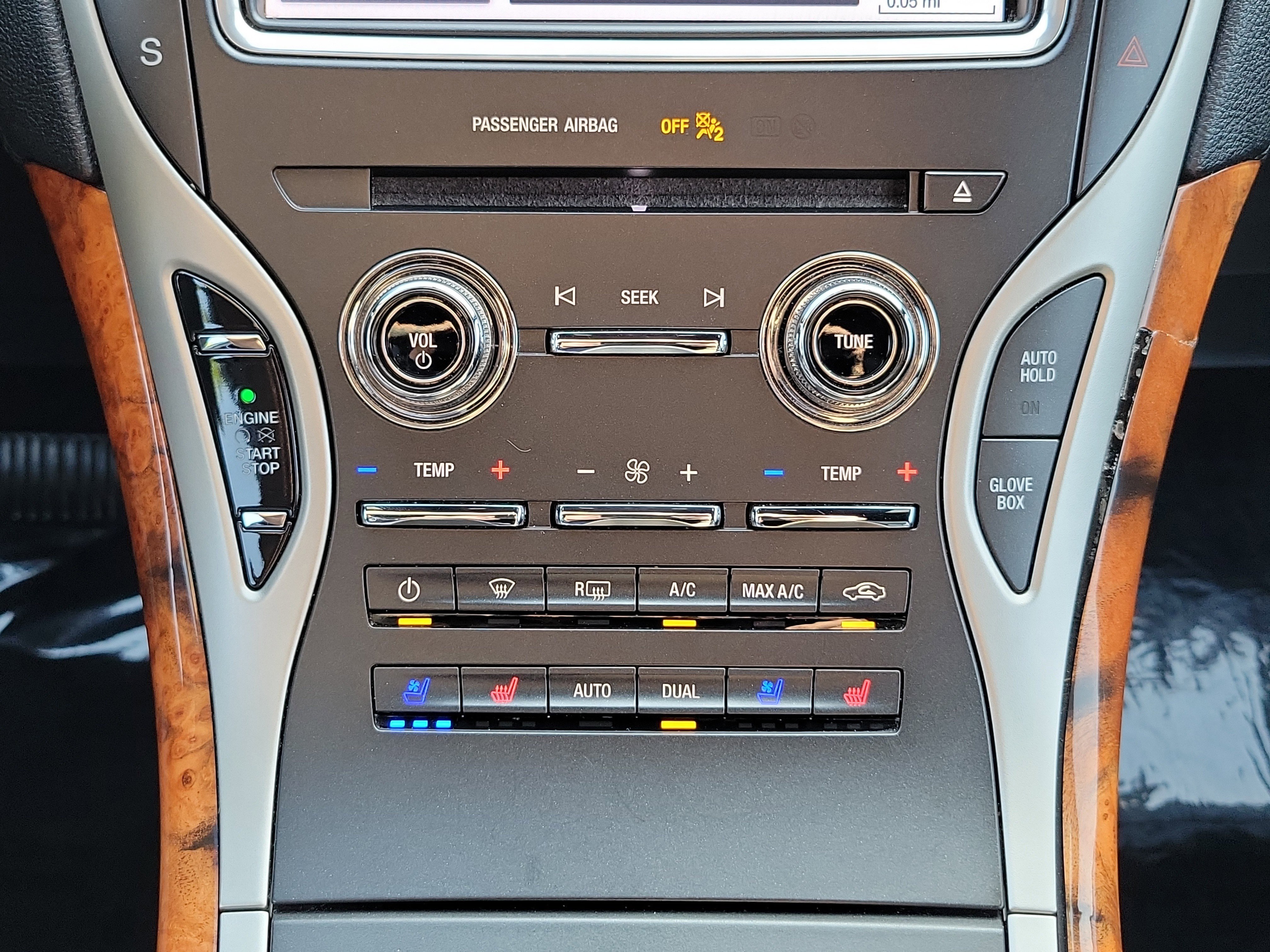 Used 2020 Lincoln Nautilus Reserve image 36