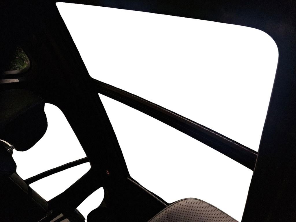 Certified 2025 BMW X5 xDrive50e w/ Climate Comfort Package image 15