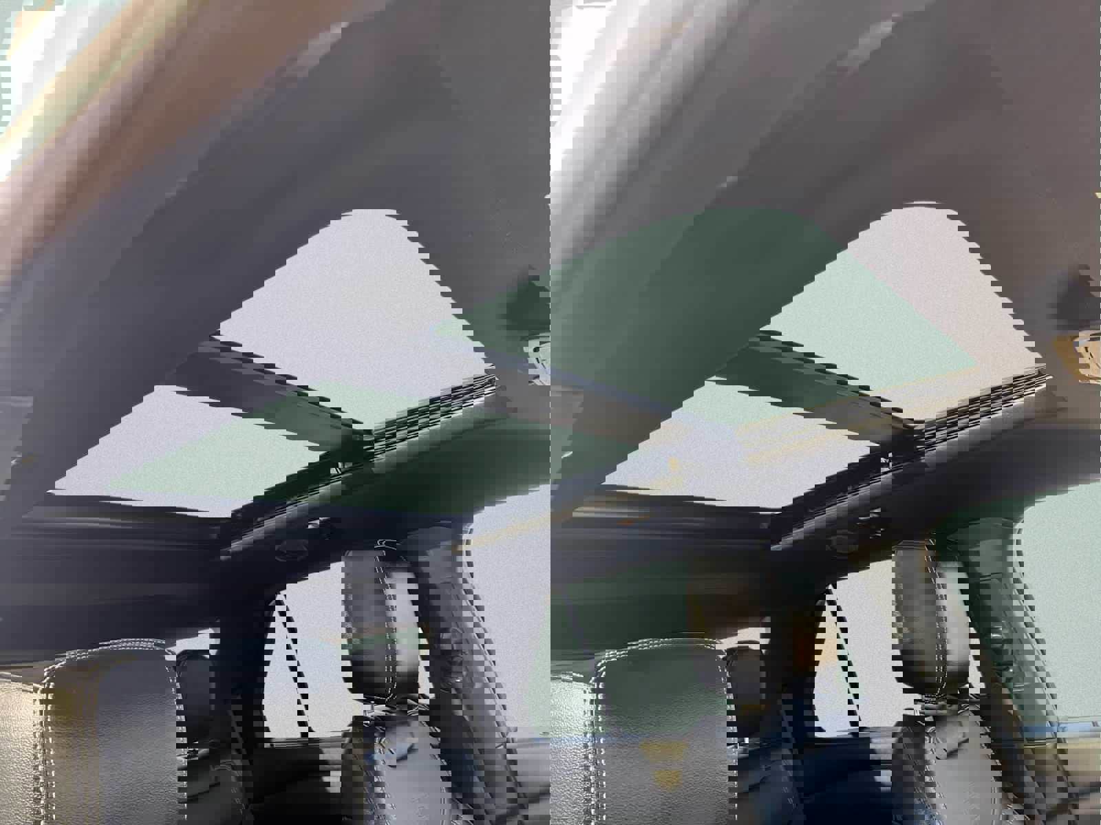 Used 2023 Ford Explorer ST w/ Equipment Group 401A image 18