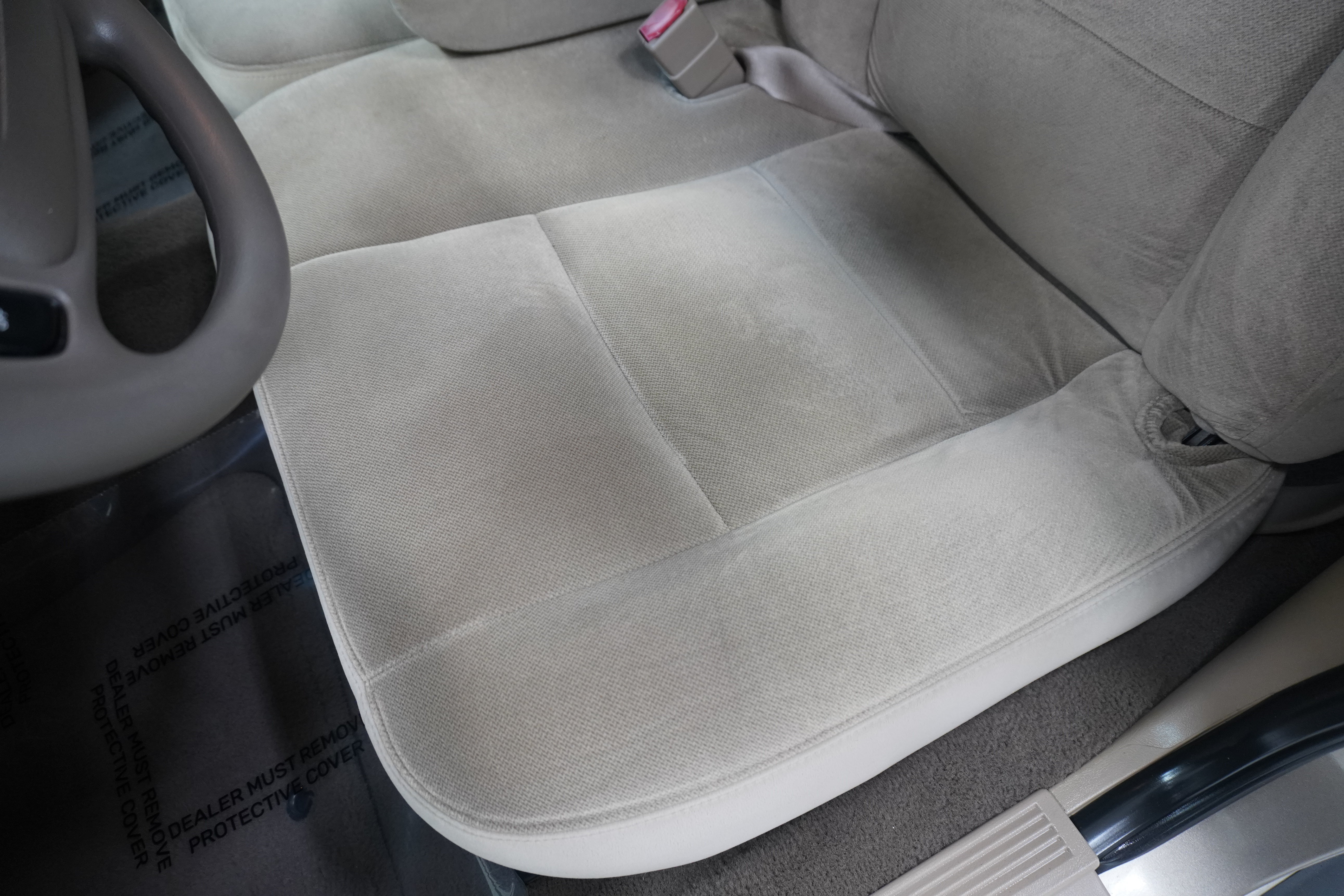 Used 2004 Ford Crown Victoria LX RWD image 10