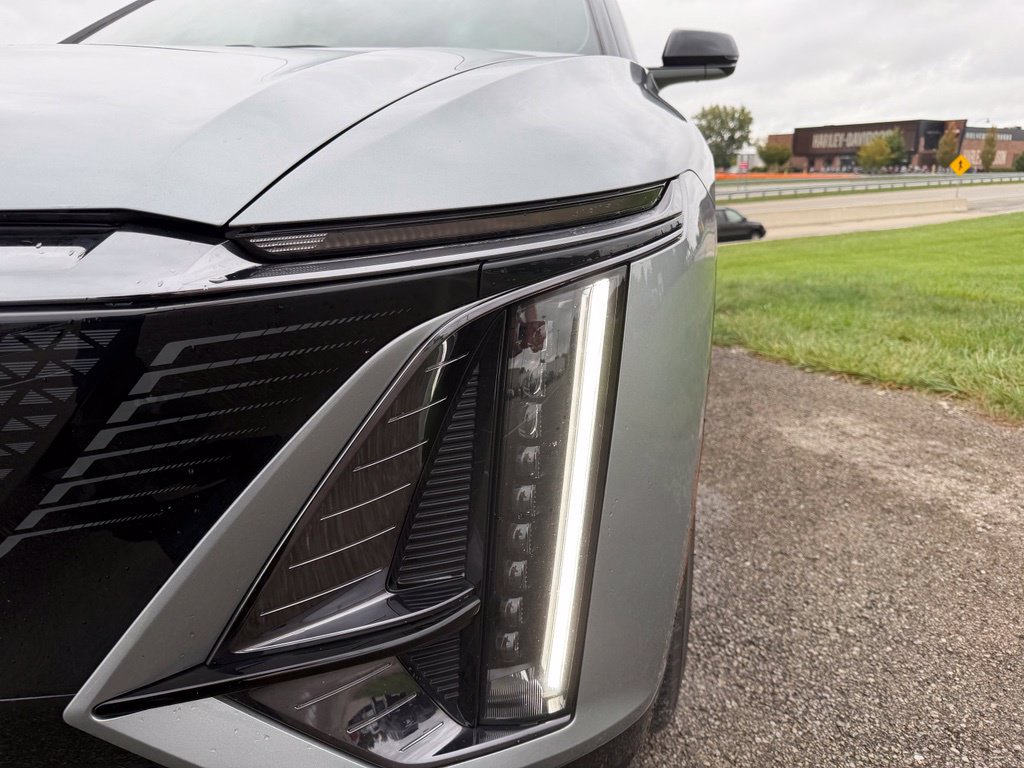 Certified 2024 Cadillac Lyriq Sport w/ LPO, Floor Liner Package AWD/4WD image 10