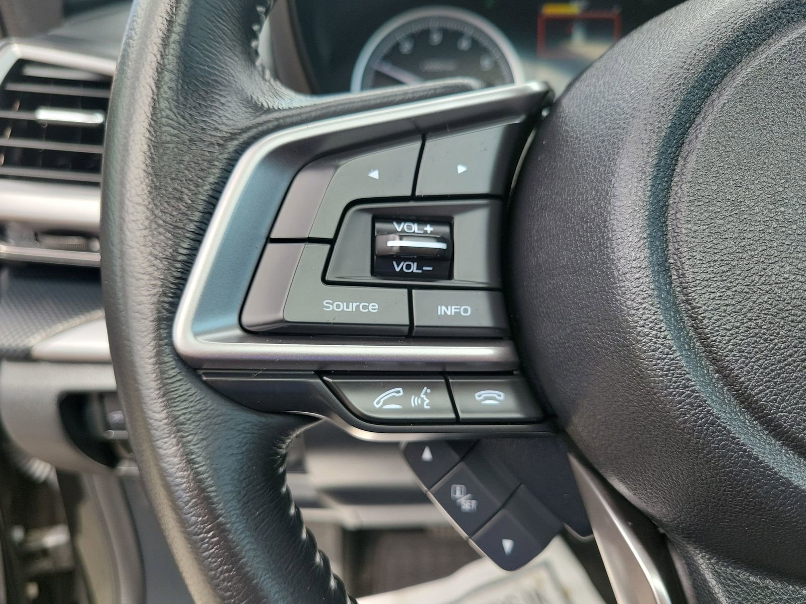 Certified 2022 Subaru Forester Premium image 18