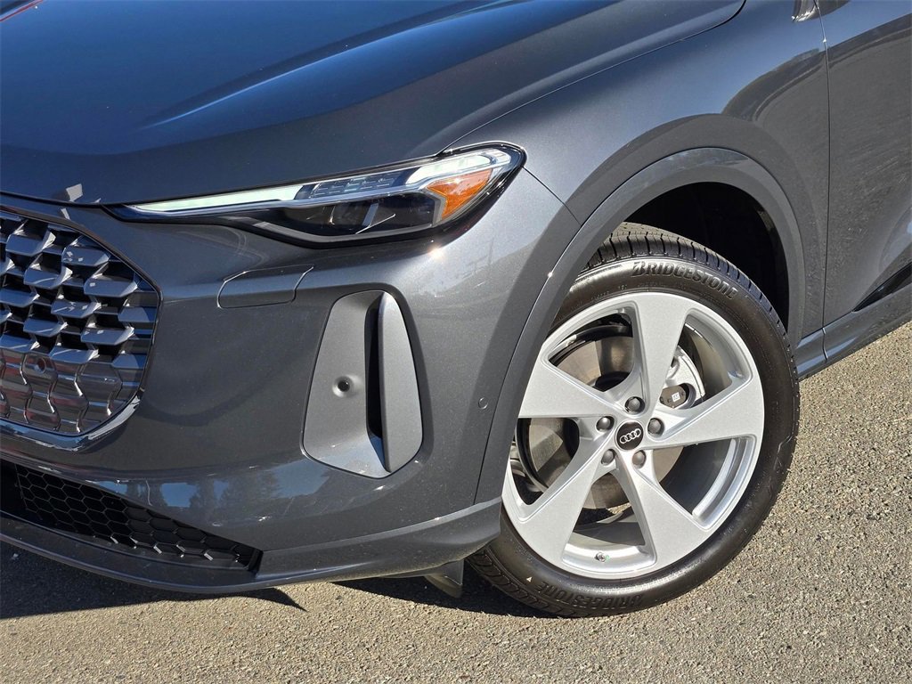 New 2025 Audi Q5 Premium Plus image 9