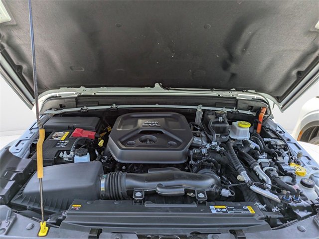 Used 2022 Jeep Wrangler Unlimited Rubicon 4xe w/ Cold Weather Group image 10