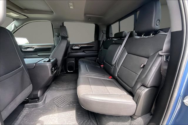 Used 2024 Chevrolet Silverado 1500 LT Trail Boss w/ Convenience Package II AWD/4WD image 25