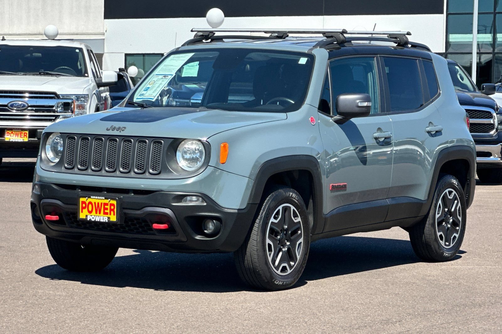 Used 2016 Jeep Renegade Trailhawk AWD/4WD image 8