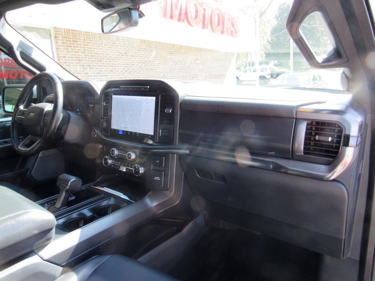 Used 2024 Ford F150 Lariat AWD/4WD image 36