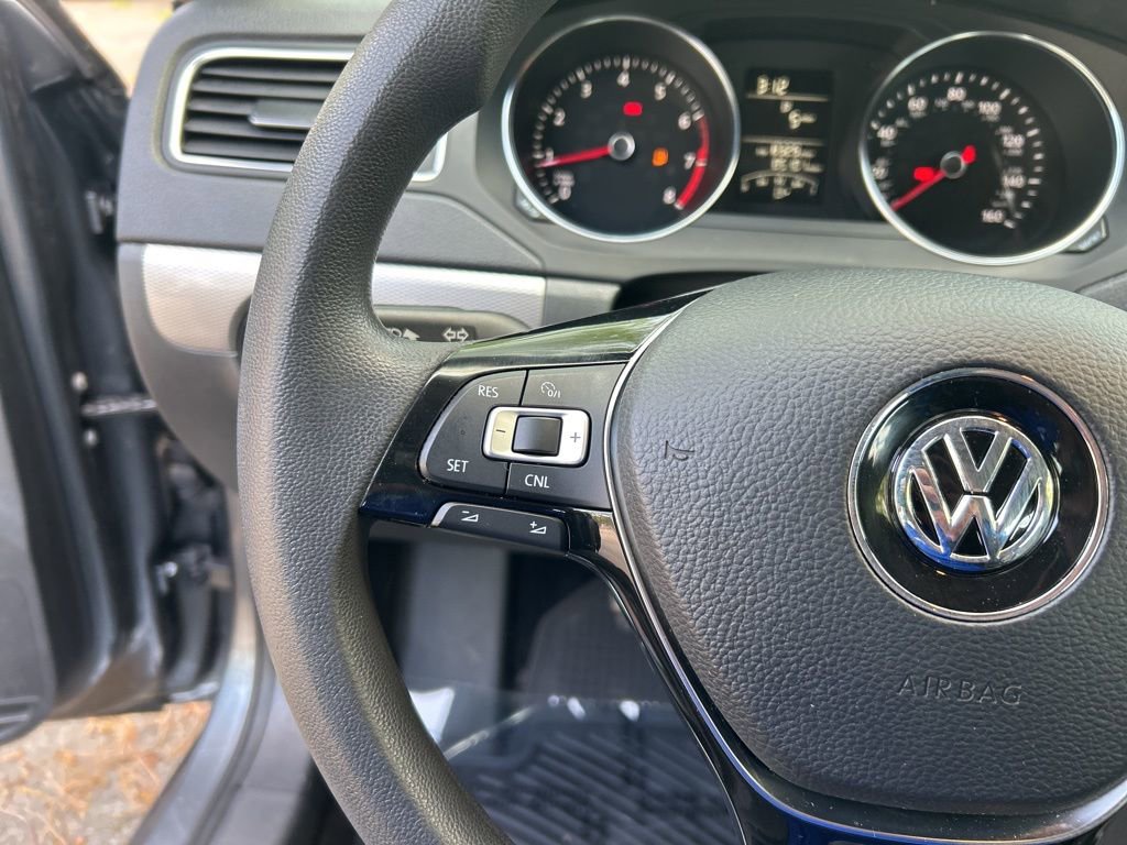 Used 2017 Volkswagen Jetta S FWD image 23