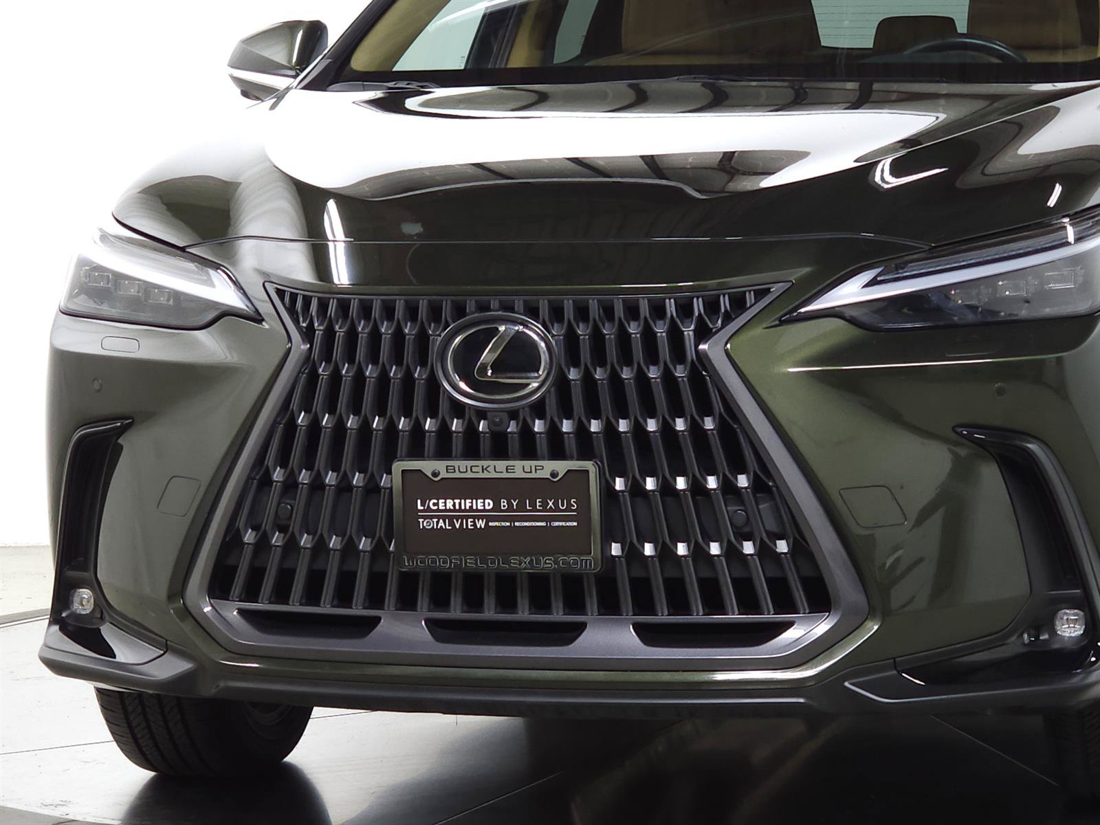 Certified 2025 Lexus NX 350 AWD w/ Accessory Package (2T) image 3