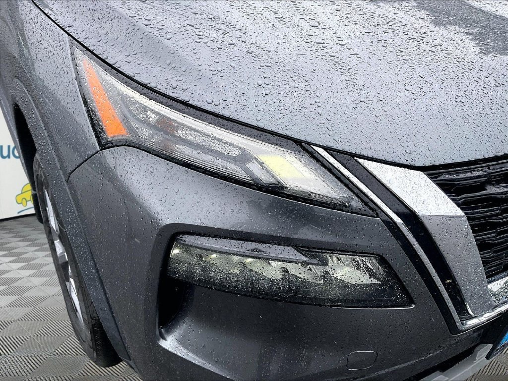 Used 2023 Nissan Rogue S AWD/4WD image 27