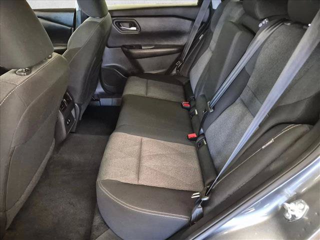 Used 2025 Nissan Rogue SV AWD/4WD image 21