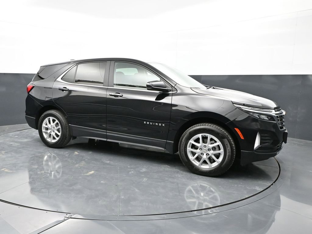 Used 2024 Chevrolet Equinox LT image 1