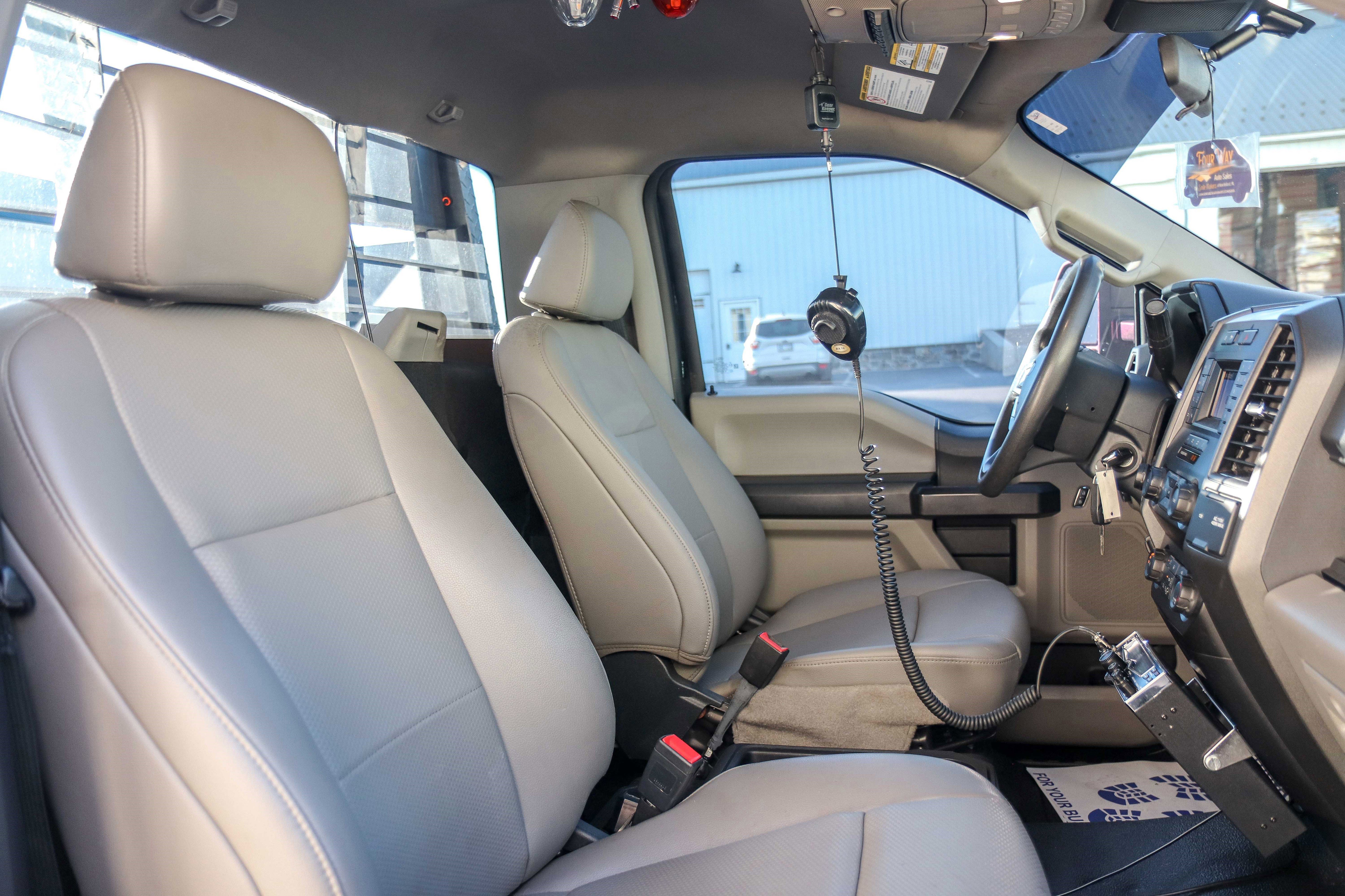 Used 2022 Ford F550 4x4 Regular Cab Super Duty w/ Power Equipment Group image 15