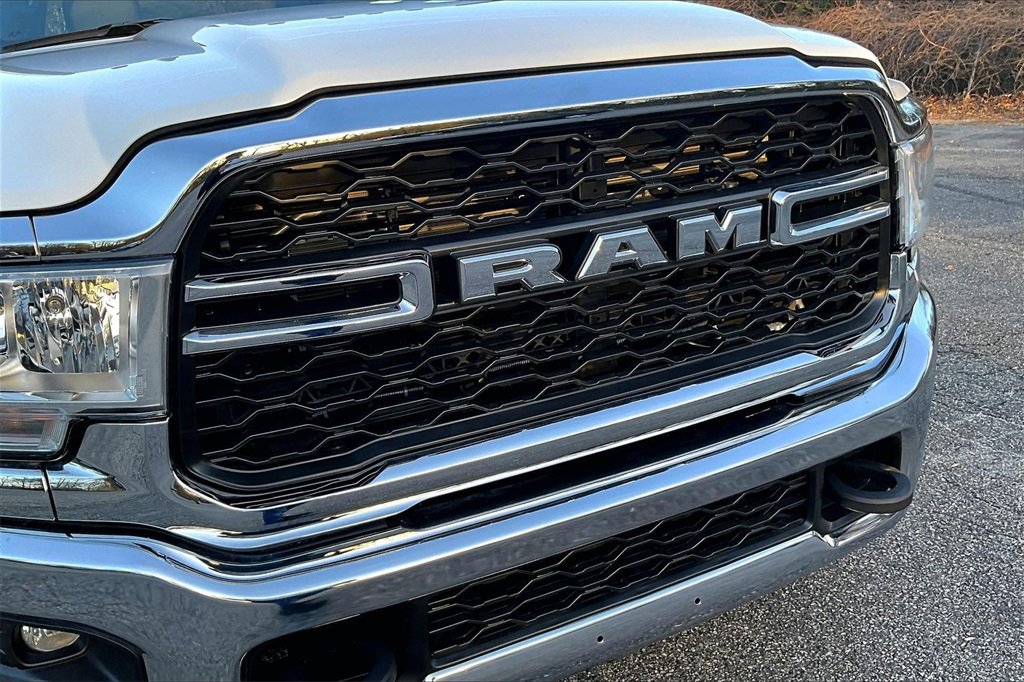 Used 2024 RAM 5500 Tradesman w/ Chrome Appearance Group image 26