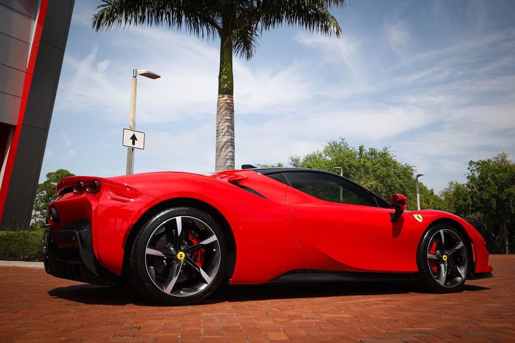 Used 2021 Ferrari SF90 Stradale AWD/4WD image 31