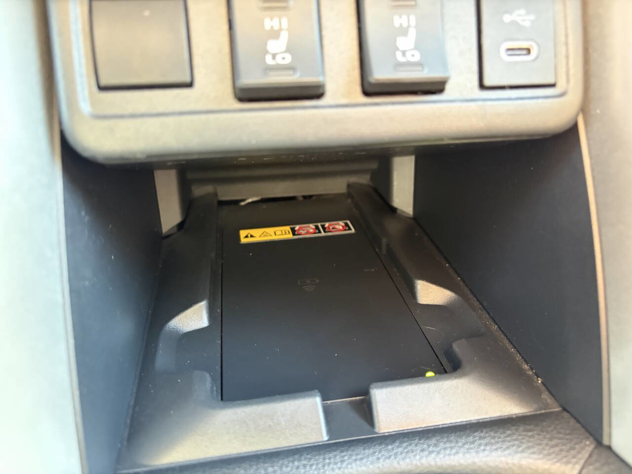 Used 2024 Toyota Corolla Cross AWD Hybrid w/ Convenience Package image 24