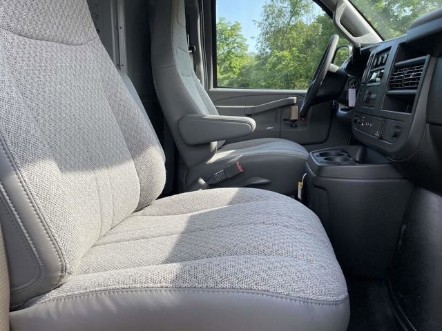 New 2025 Chevrolet Express 2500 w/ Driver Convenience Package RWD image 17
