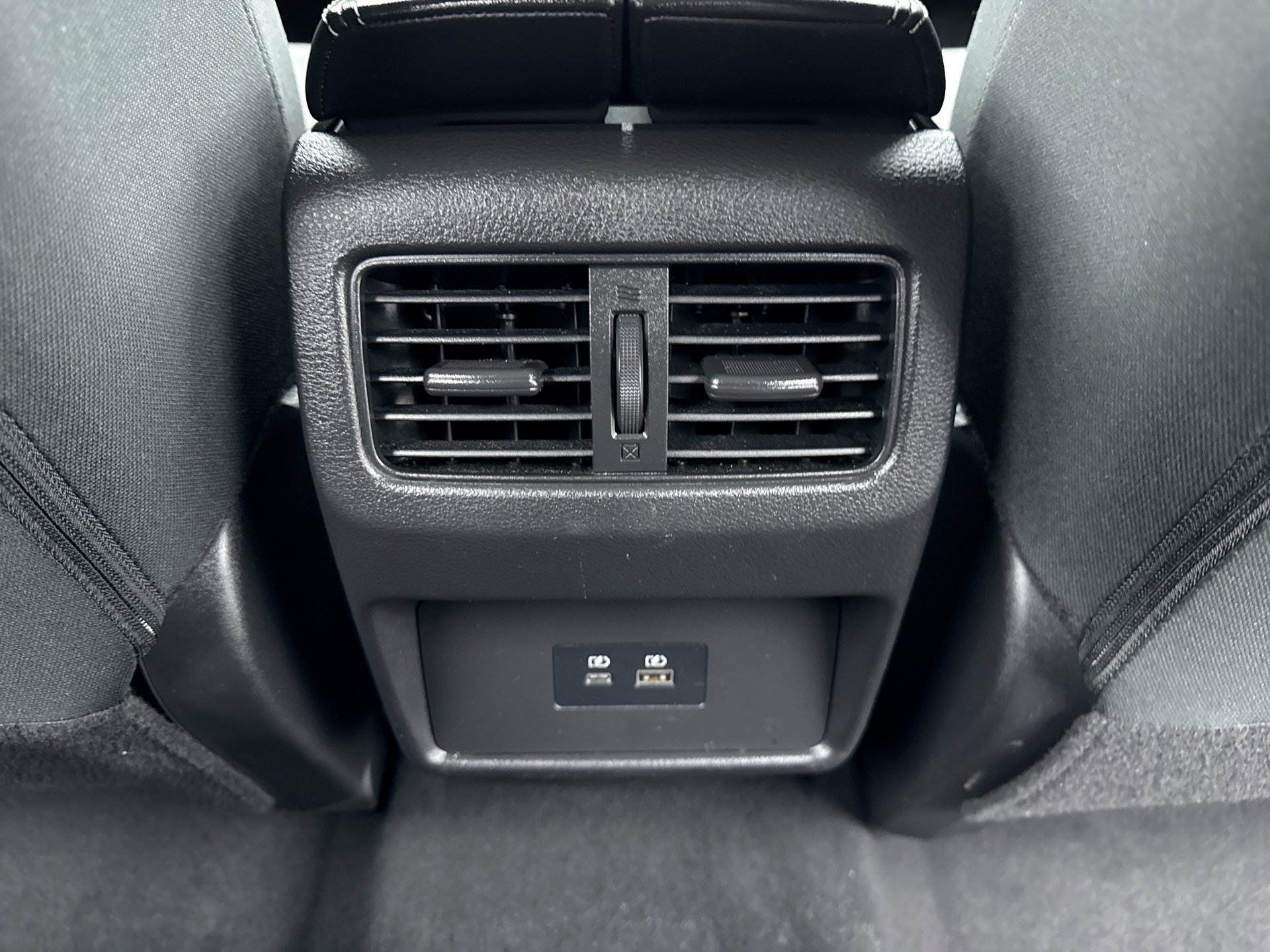 Used 2023 Nissan Rogue SV AWD/4WD image 18
